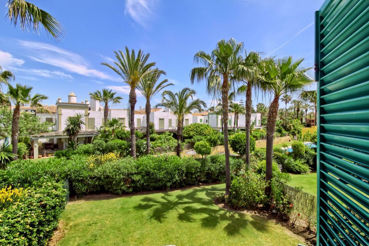 Adosado En Ribera Del Emperador Villa Sotogrande Luaran gambar